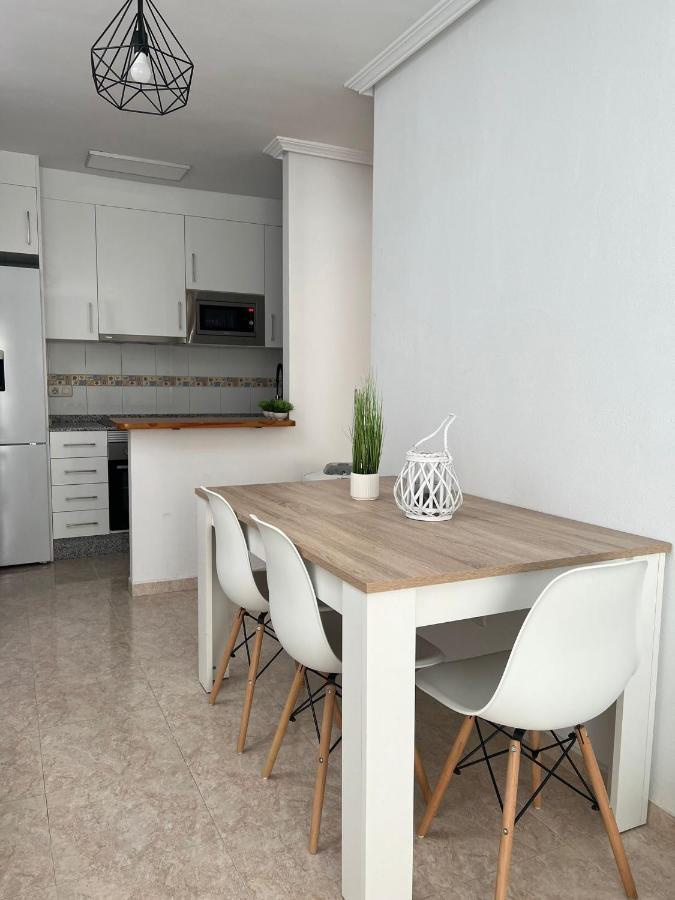 Atico Duplex Con Vista Mar Y Terraza Privada A 200M De La Playa Hasta 6 Personas Apartment Garrucha Exterior photo